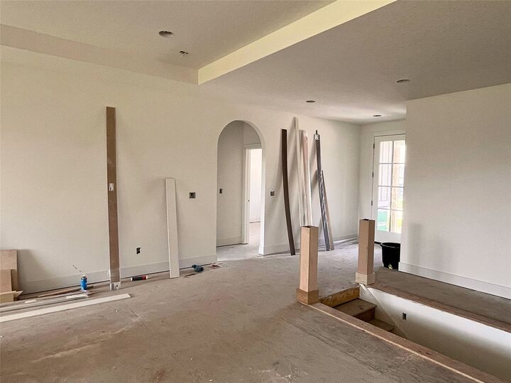 Property Photo: 18048 Tanglewood Drive IA 50325