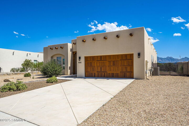 Property Photo: 4242 Purple Sage Drive NM 88011