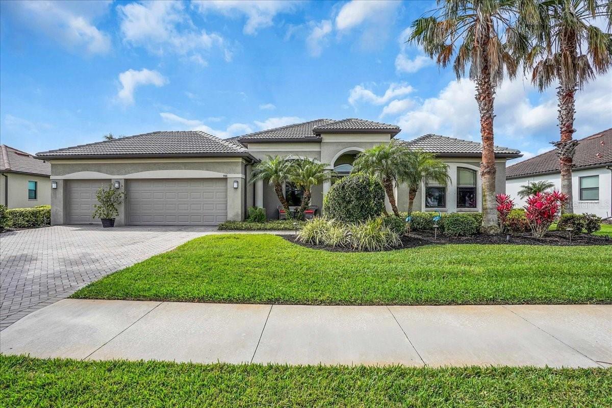 Property Photo:  988 145th Street Circle NE  FL 34212 