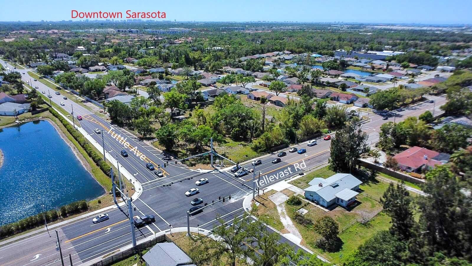 Property Photo: 7720 Tuttle Avenue FL 34243