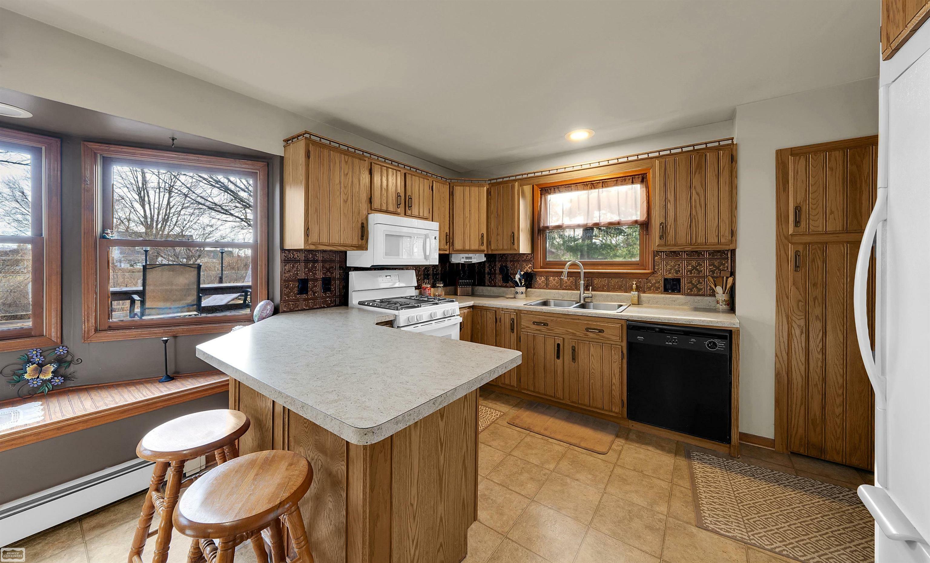 Property Photo: 69350 N Forest Street MI 48062
