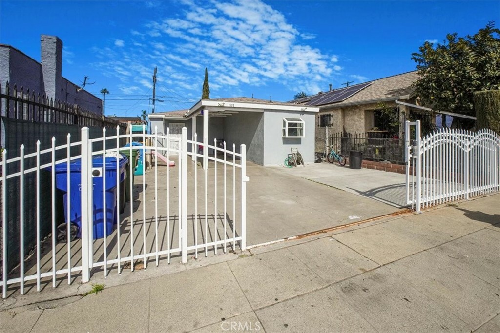 Property Photo: 1119 W 65th Place CA 90044