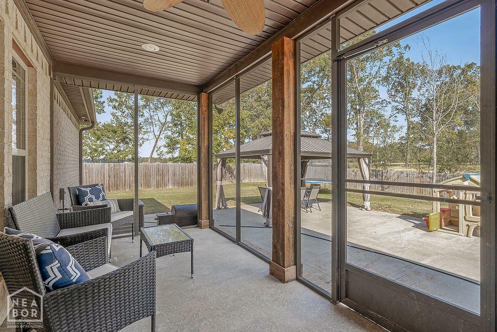 Property Photo: 5200 Julia Cove AR 72404