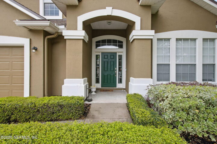 Property Photo: 2866 Pebblewood Lane FL 32065