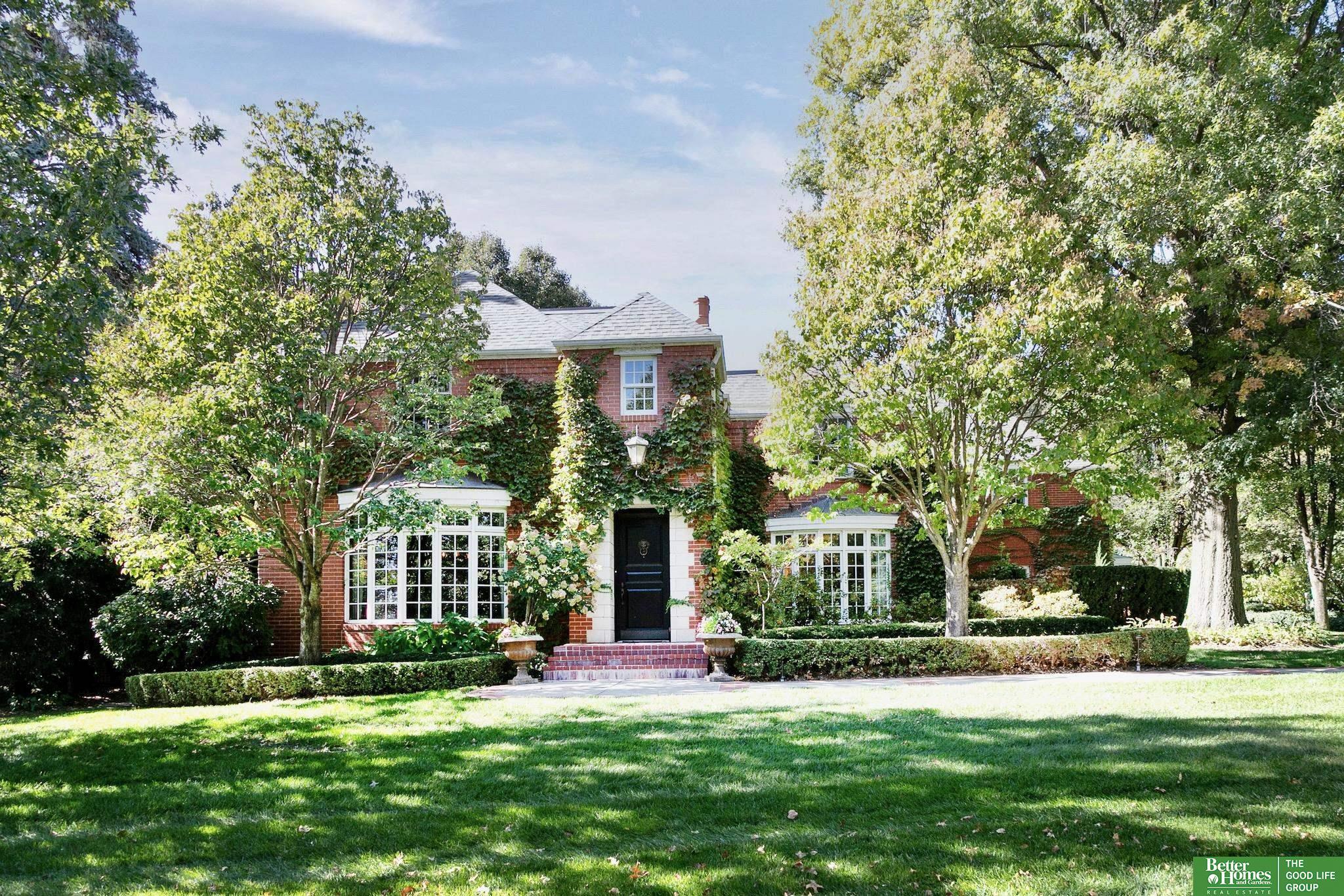 Property Photo: 200 N 62nd Street NE 68132