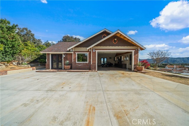 Property Photo:  22933 Windtree Avenue  CA 92595 