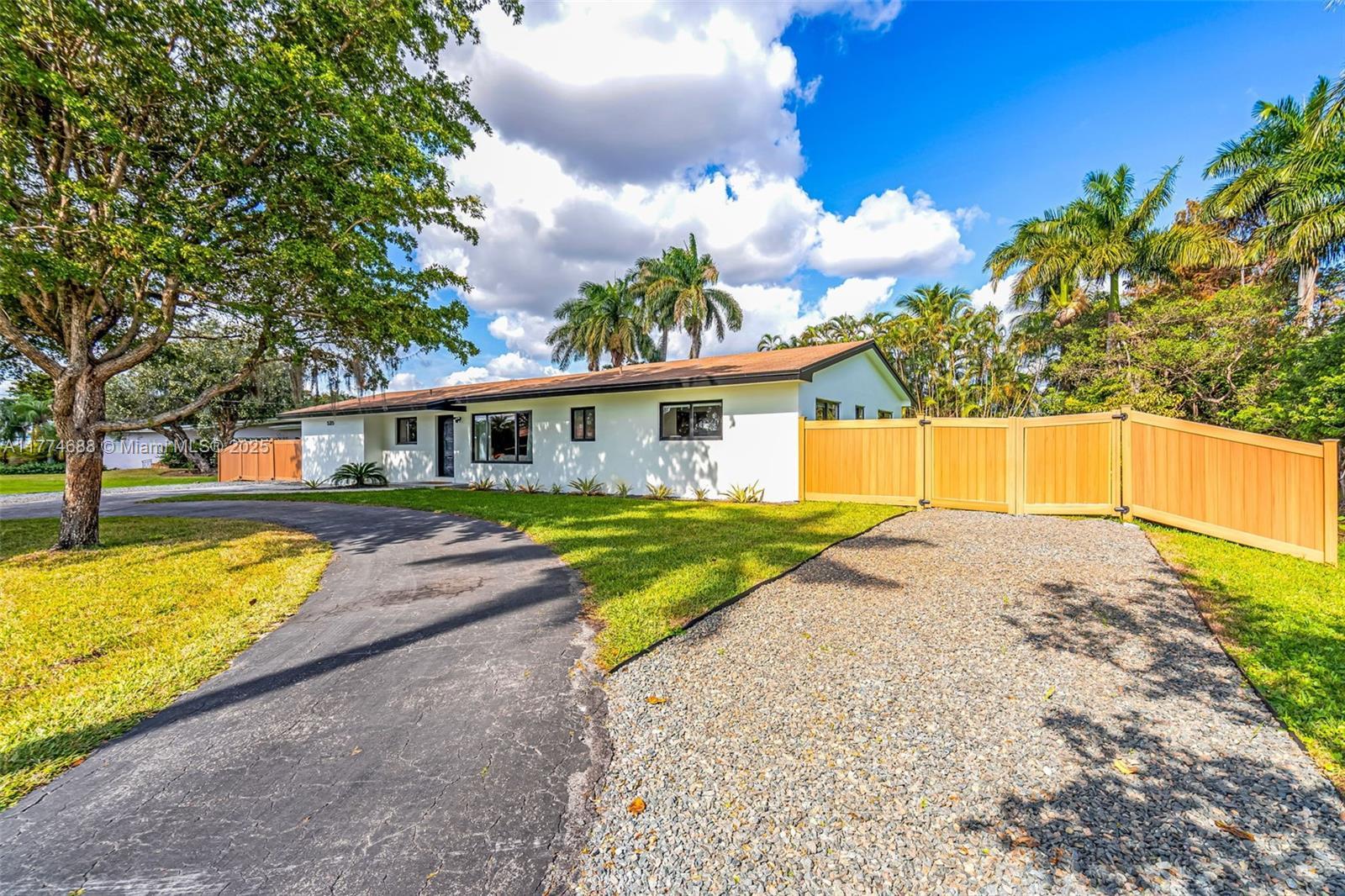 Property Photo: 535 N Biscayne River Dr 1 FL 33169