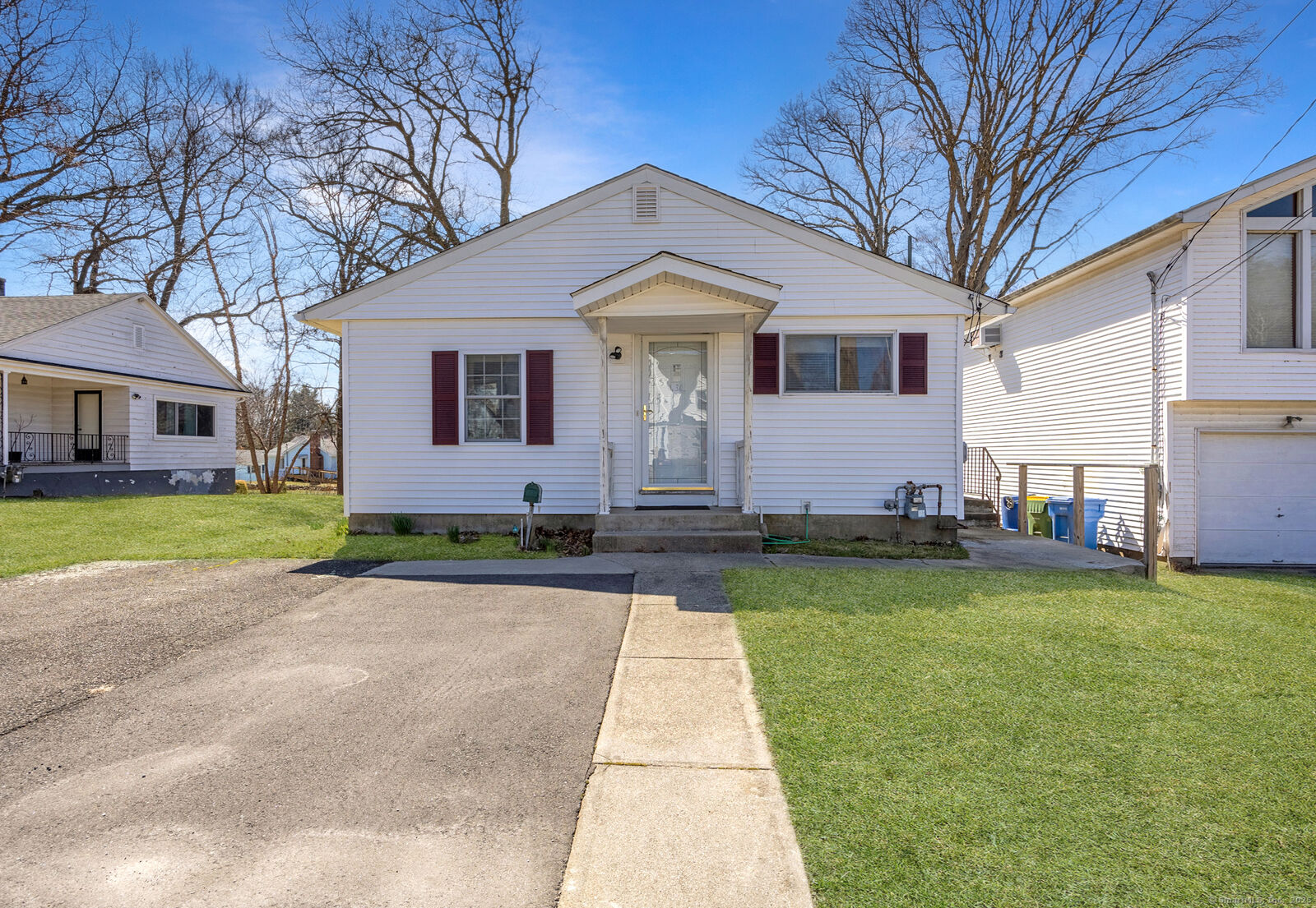 Property Photo:  436 Piedmont Street  CT 06706 
