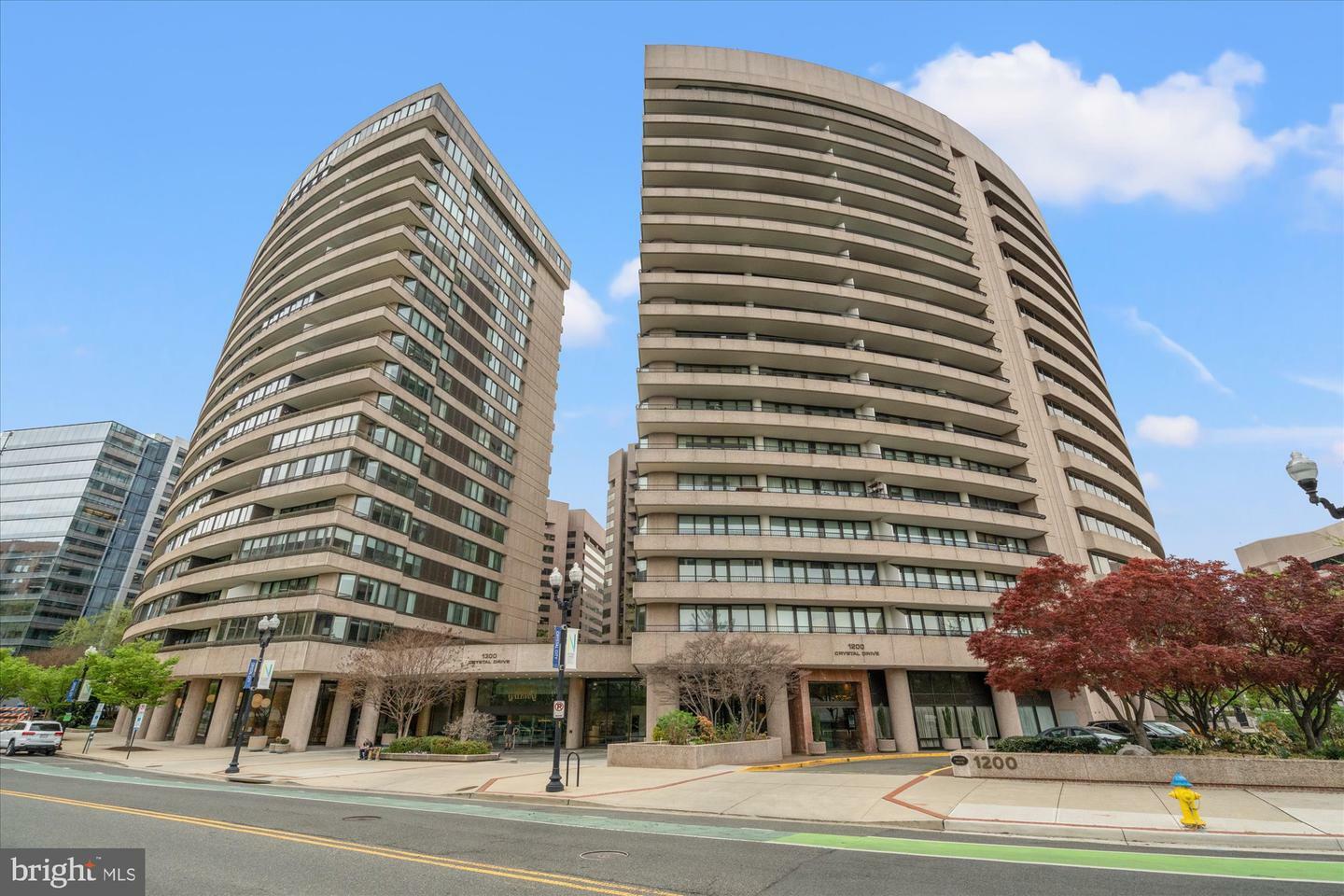Property Photo: 1300 Crystal Drive 1204S VA 22202