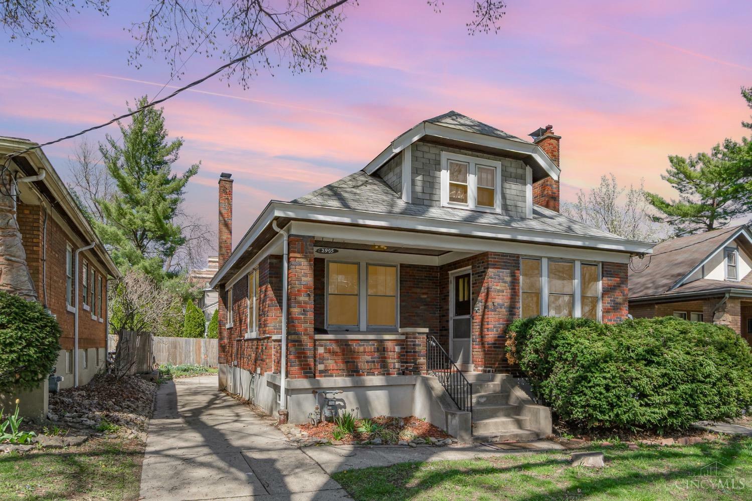 Property Photo: 2905 Daytona Avenue OH 45211