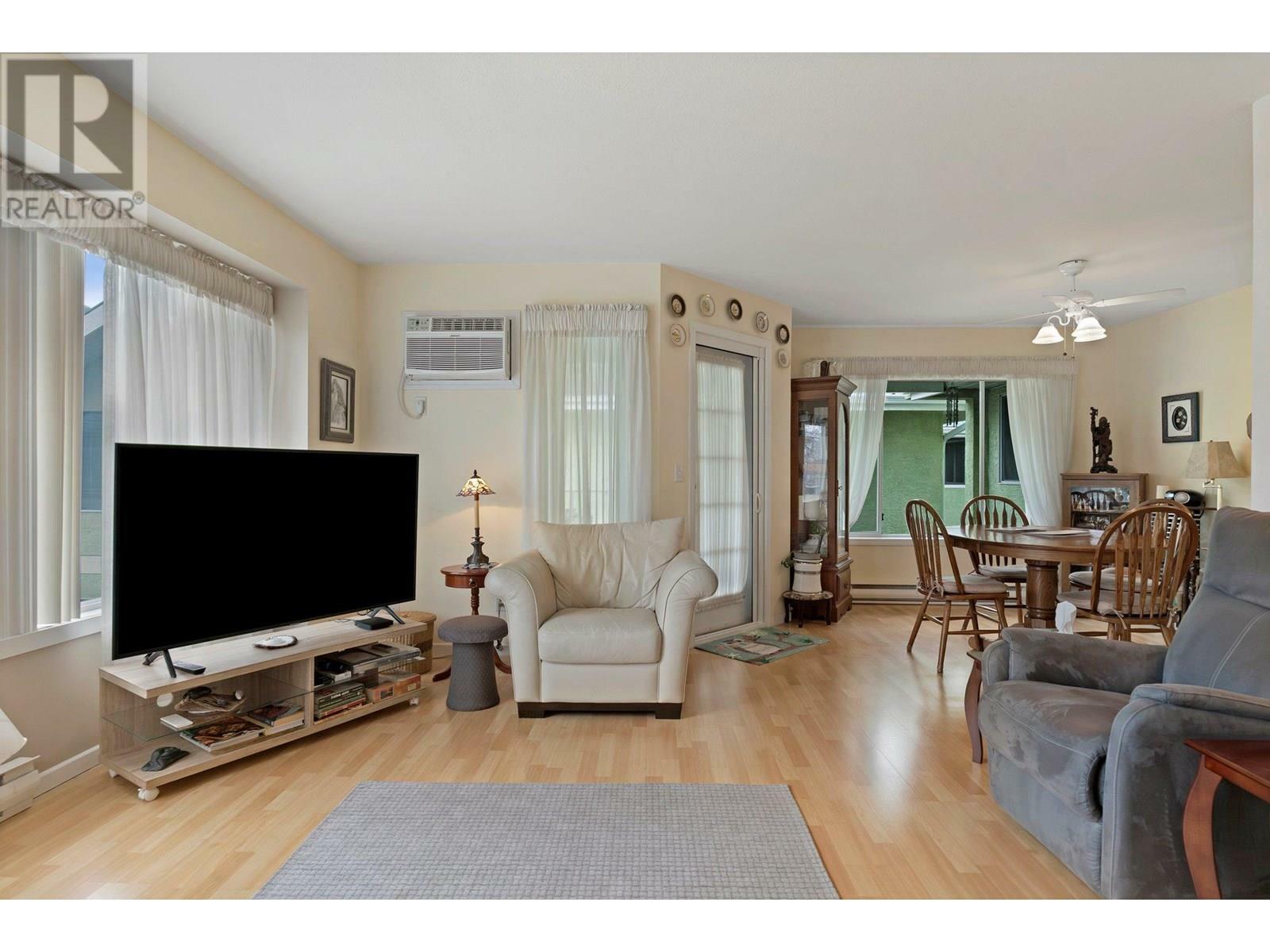 Photo de la propriété: 780 Houghton Road 412 BC V1X 5G7