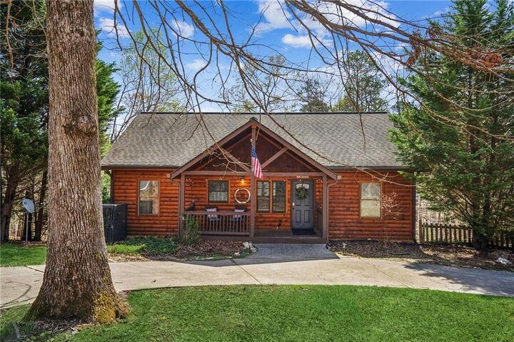 Property Photo: 115 Adina Drive GA 30540