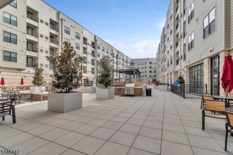 100 Union St B2  Elizabeth City NJ 07202 photo