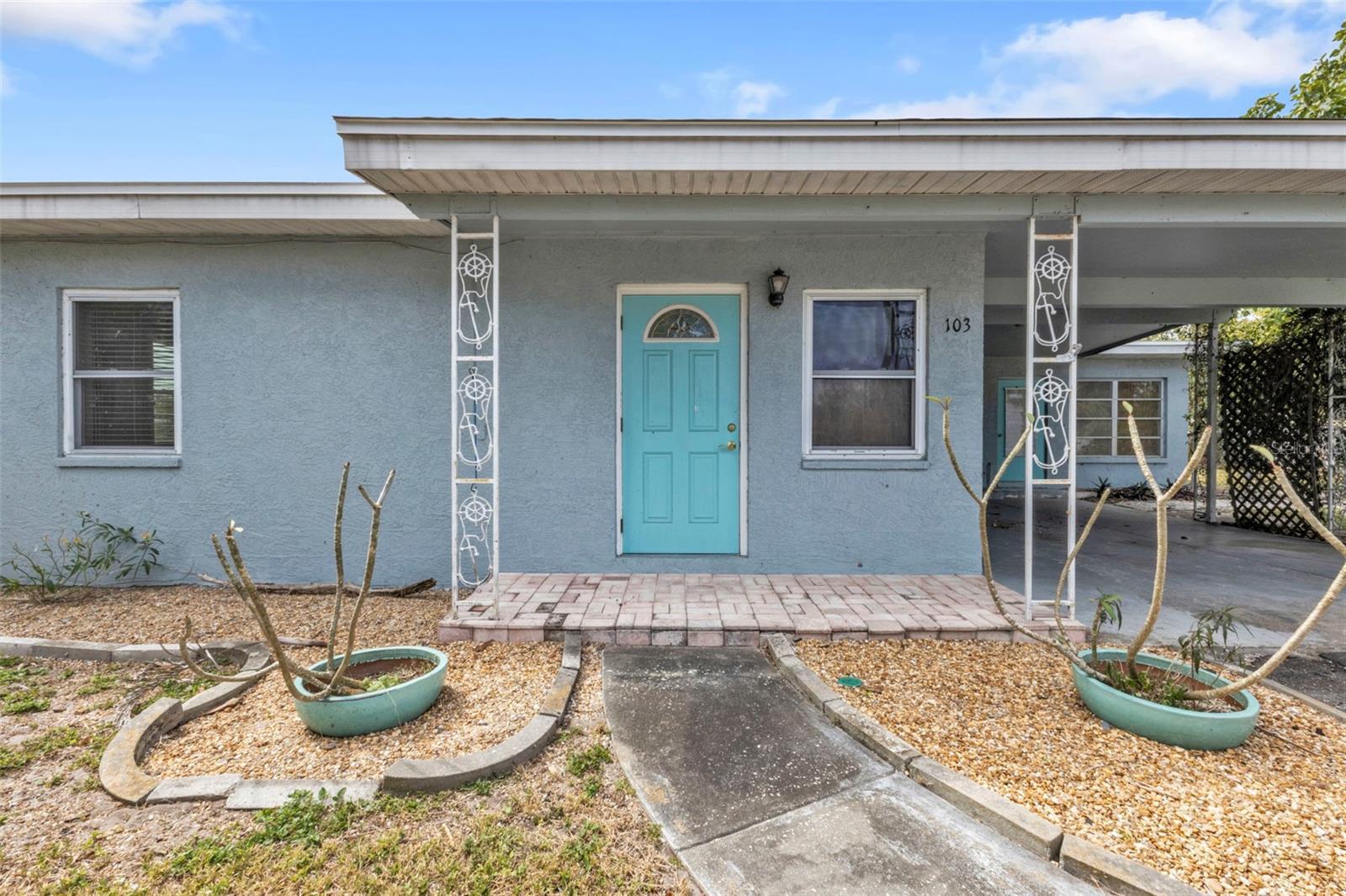 Property Photo:  103 Curtis Terrace NE  FL 33952 