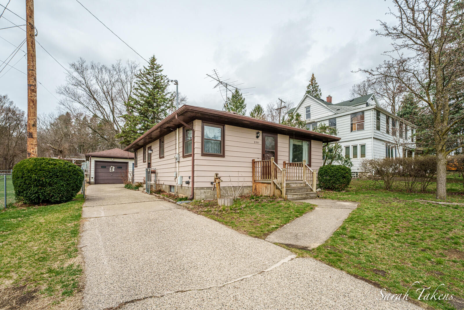 Property Photo: 2251 Gaynor Avenue NW MI 49544