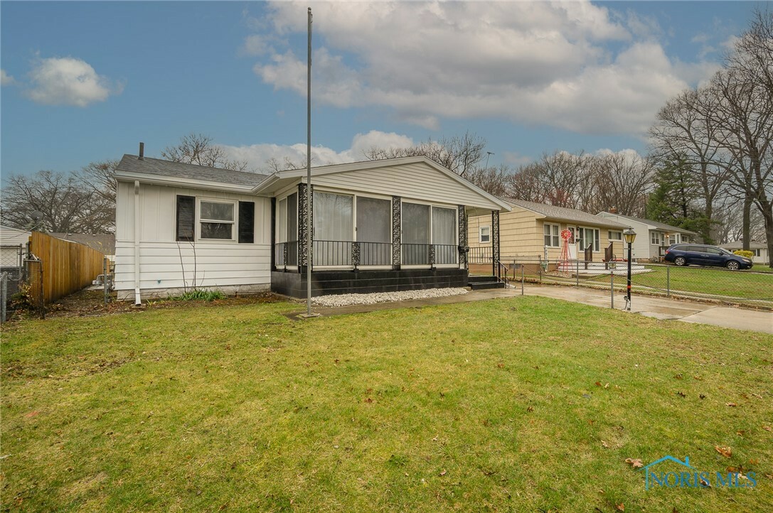 Property Photo: 5247 Winona Drive OH 43613
