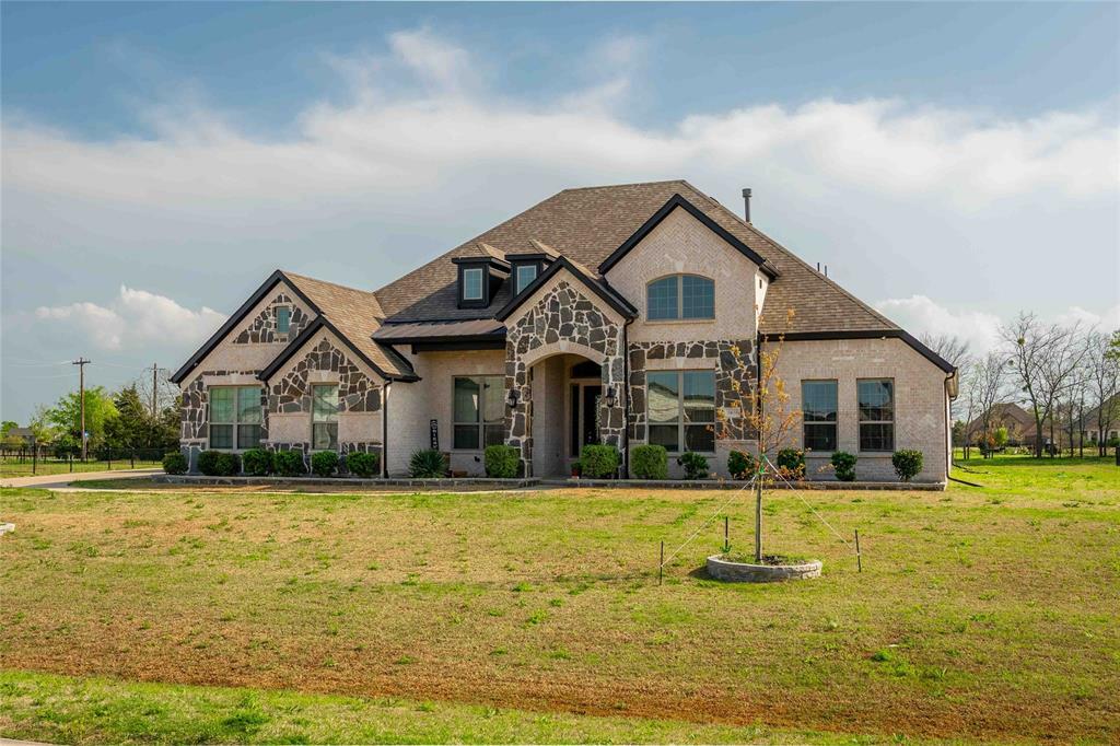 Property Photo: 5438 Binelli Drive TX 75071
