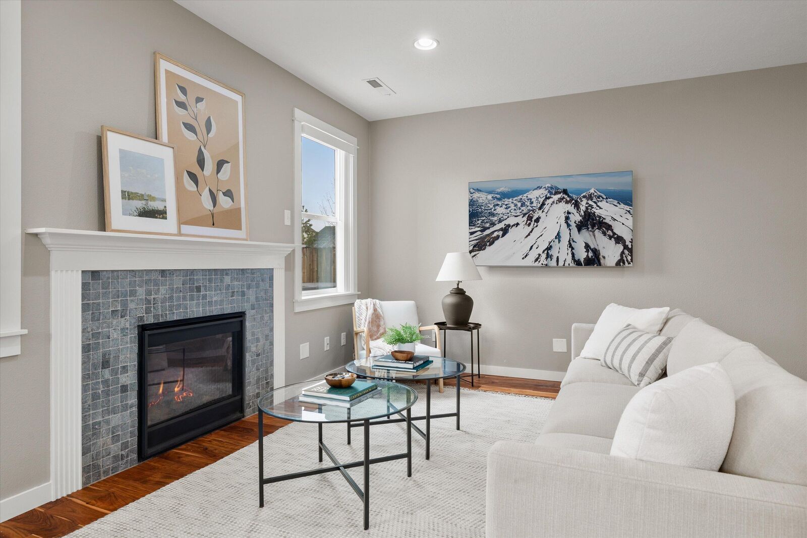 Property Photo: 21338 NE Eagle Crossing Avenue OR 97701