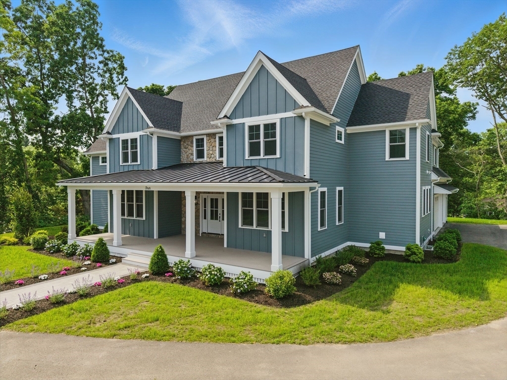 Property Photo: 4 Chatham Ln MA 01923