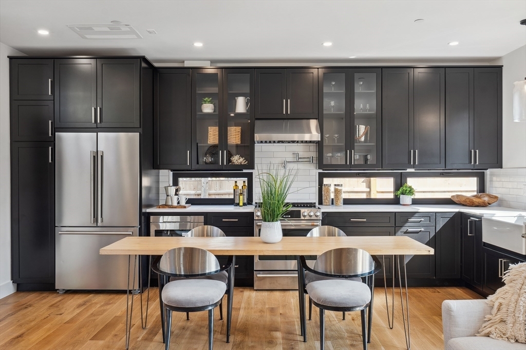 Property Photo: 23 Reed Street 2 MA 02140