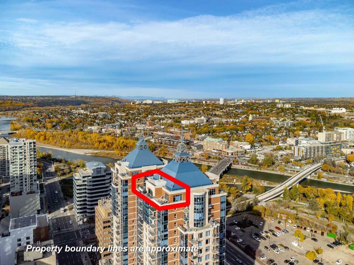 Property Photo: 910 5 Avenue SW 2802 AB T2P 0C3
