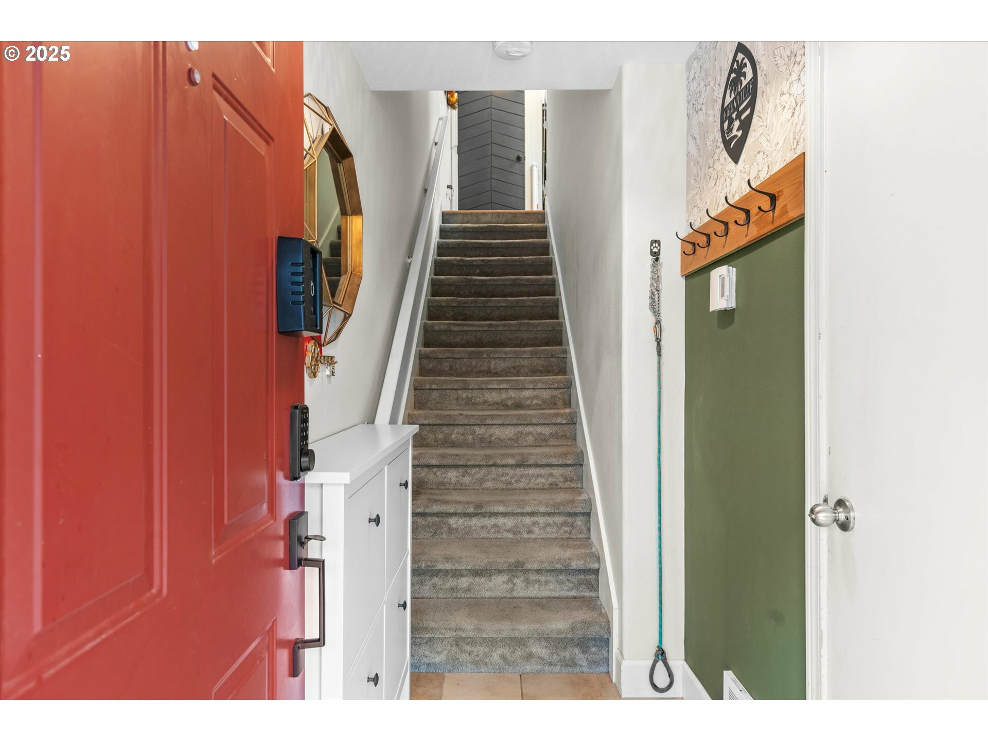Property Photo: 8655 N Crawford St OR 97203