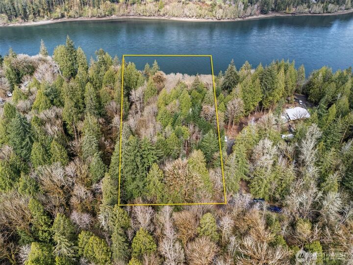 Property Photo:  4 Xx SE Sea Der Hok Lane  WA 98584 