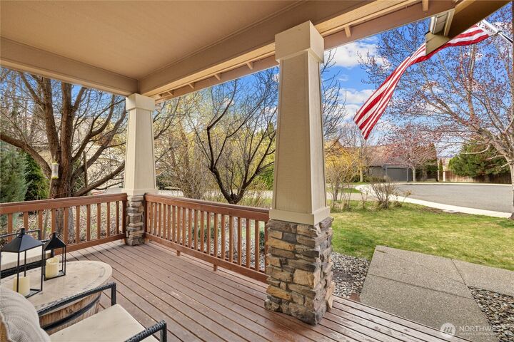 Property Photo: 1113 E Dairy Lane WA 98926