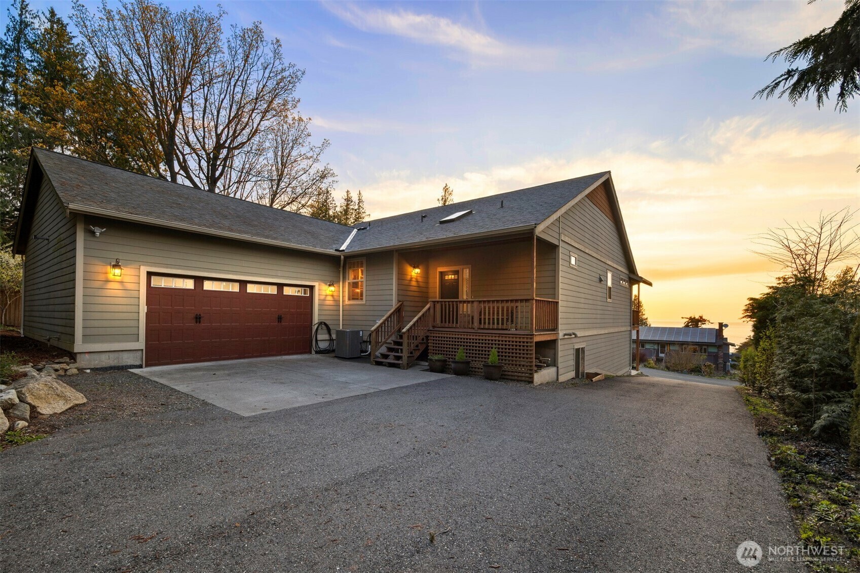 Property Photo: 2928 Leeward Place WA 98226