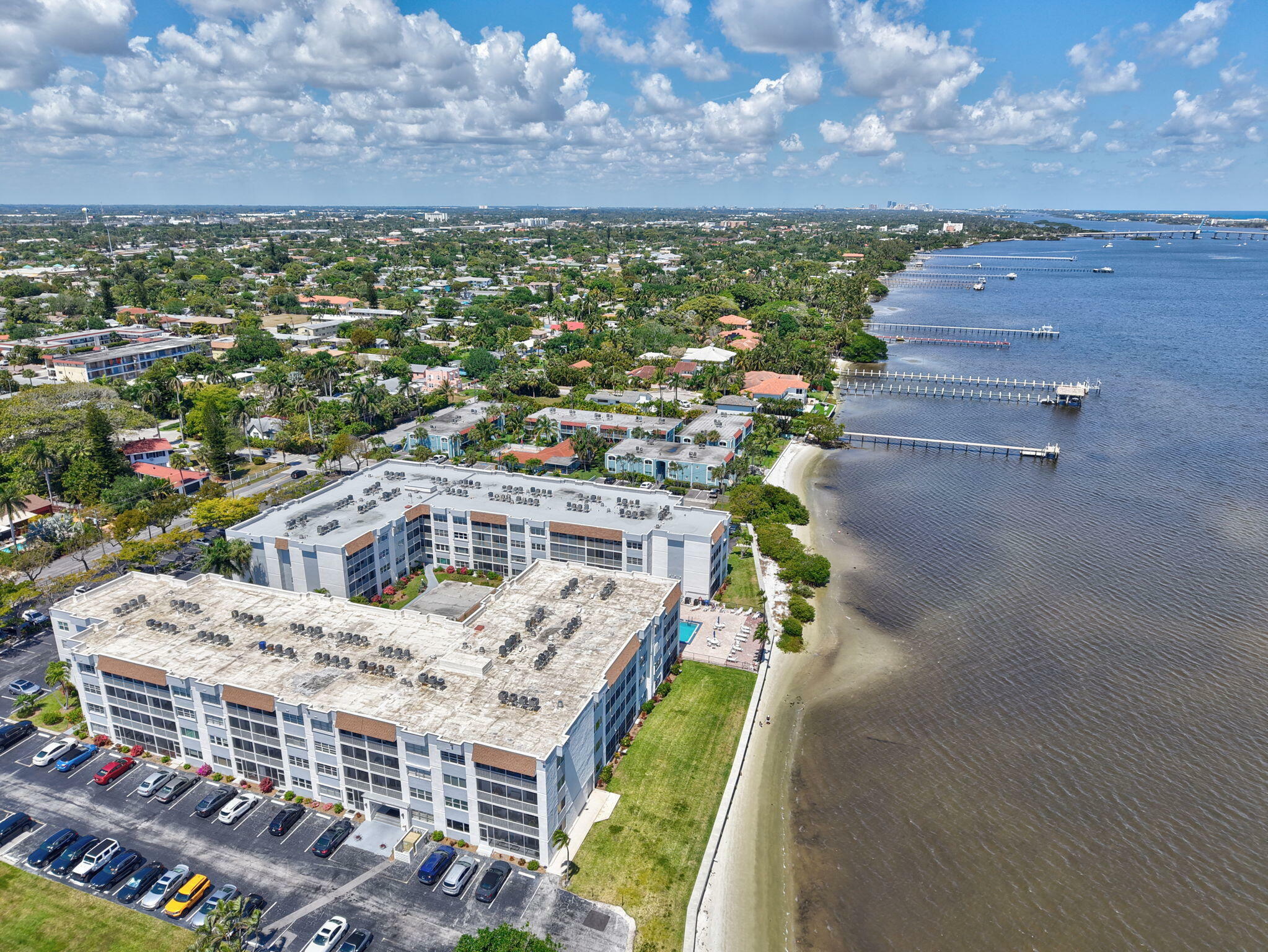 Property Photo: 1502 S Lakeside Drive 318 FL 33460