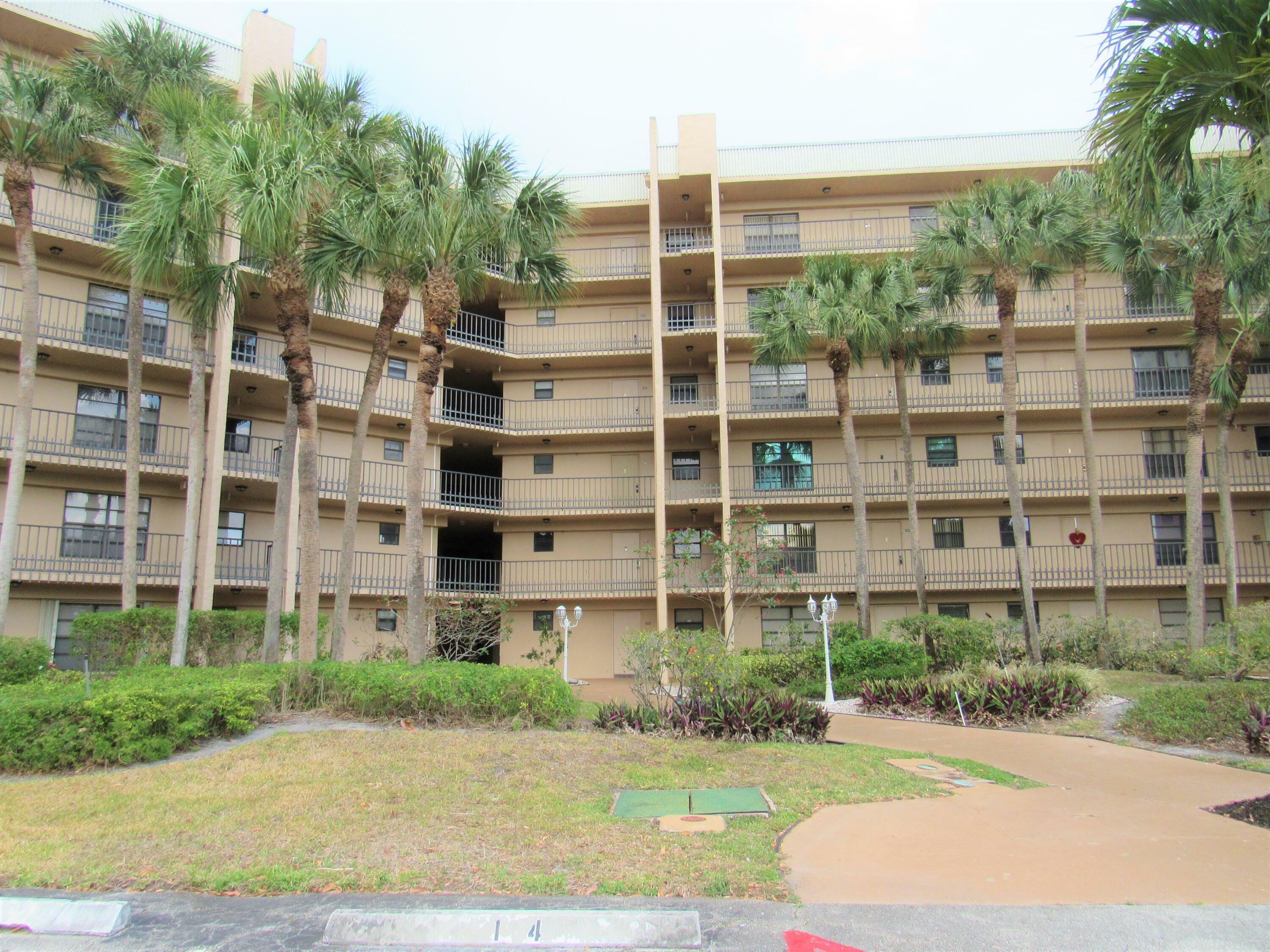 4640 W Lucerne Lakes Boulevard 206  Lake Worth FL 33467 photo