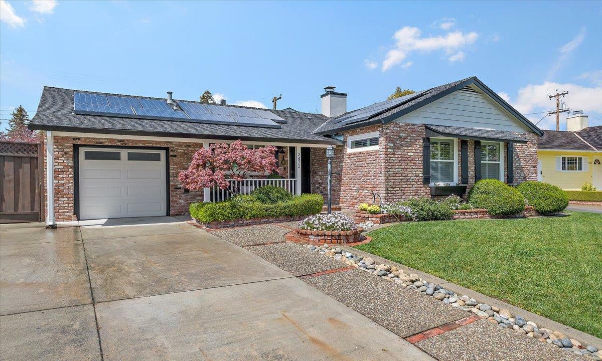 Property Photo: 2472 Oregon Avenue CA 94061