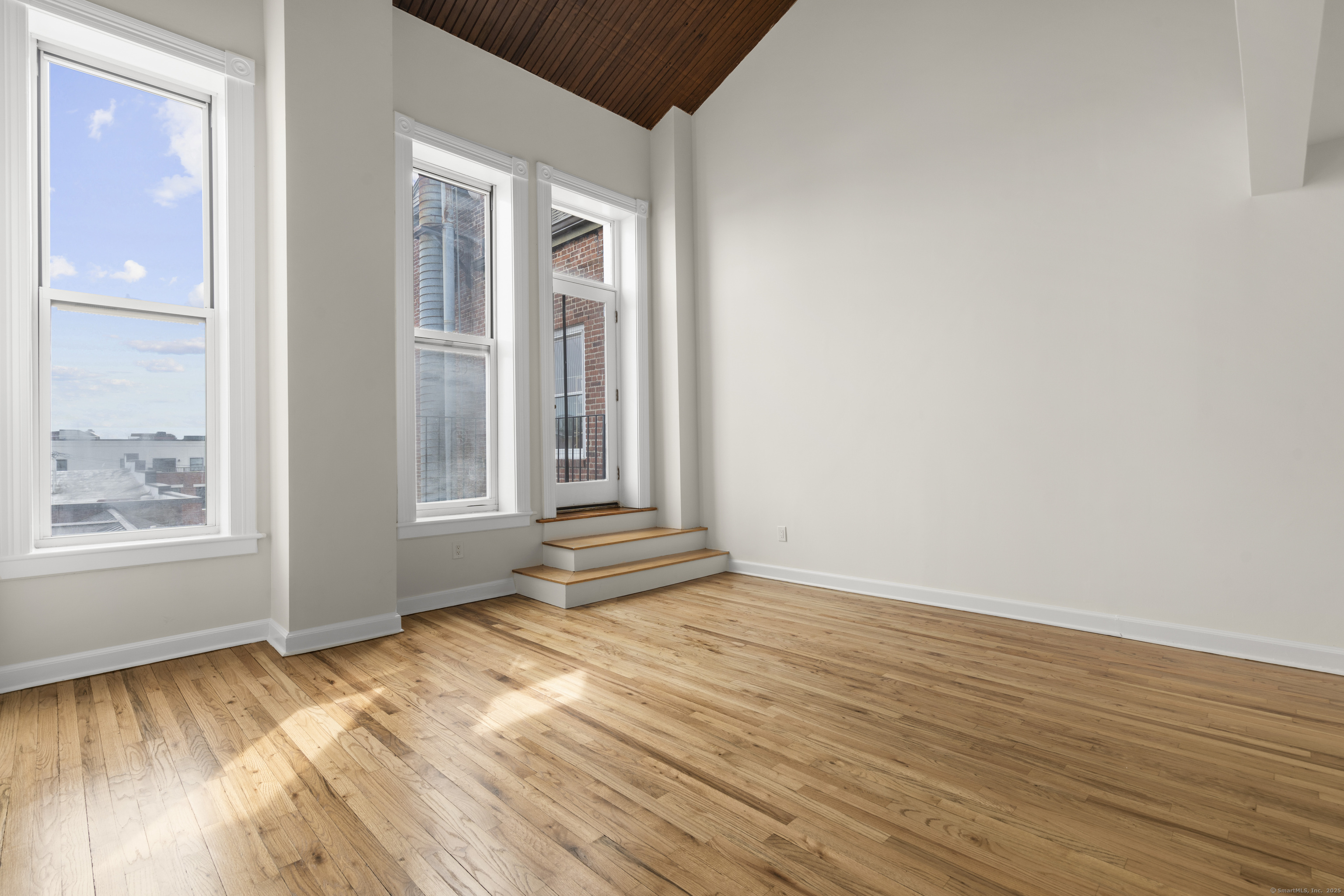 Property Photo: 134 Washington Street Apt 303 CT 06854