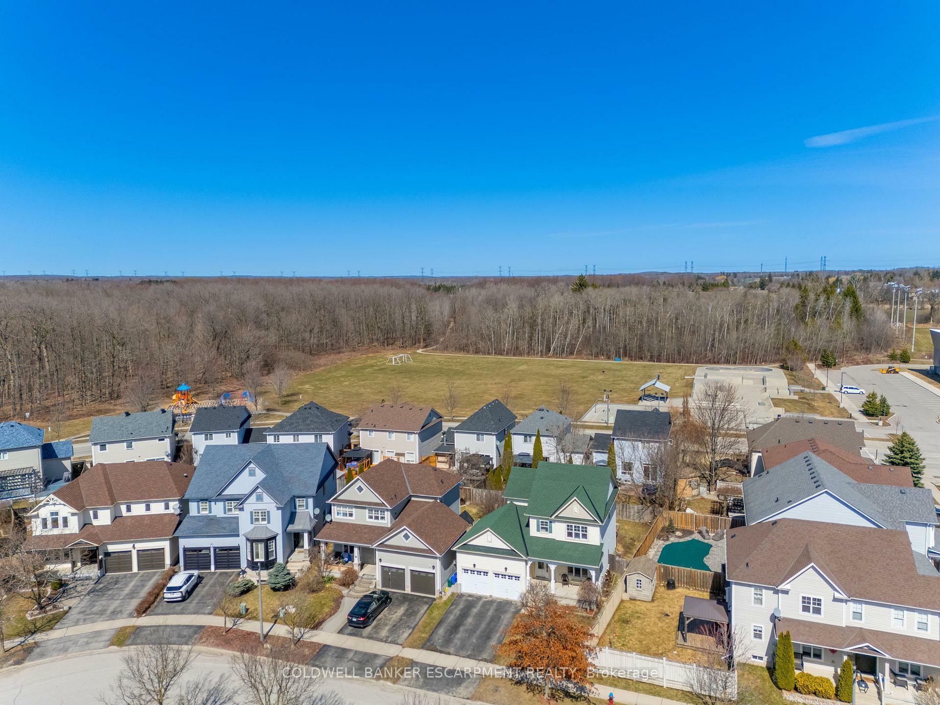 Photo de la propriété: 39 Hurst Street ON L7J 2Z8