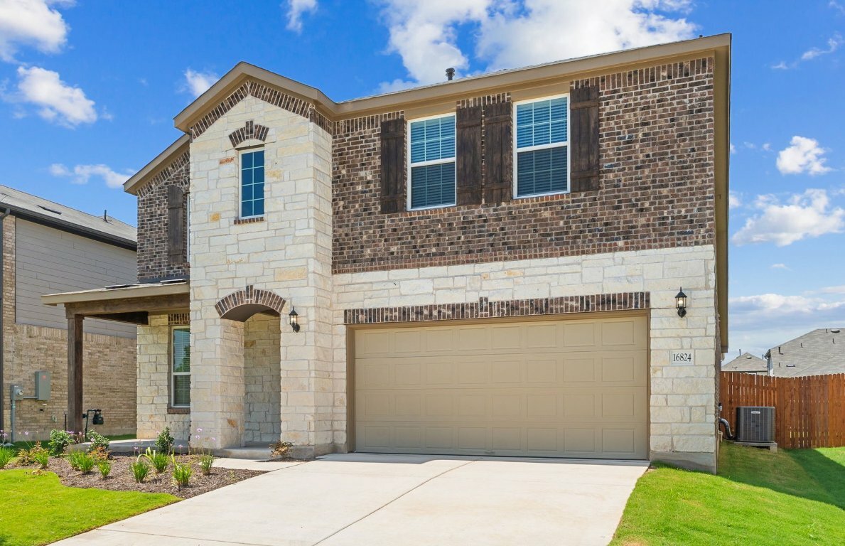 Property Photo: 16824 Santiaguillo Trce TX 78653