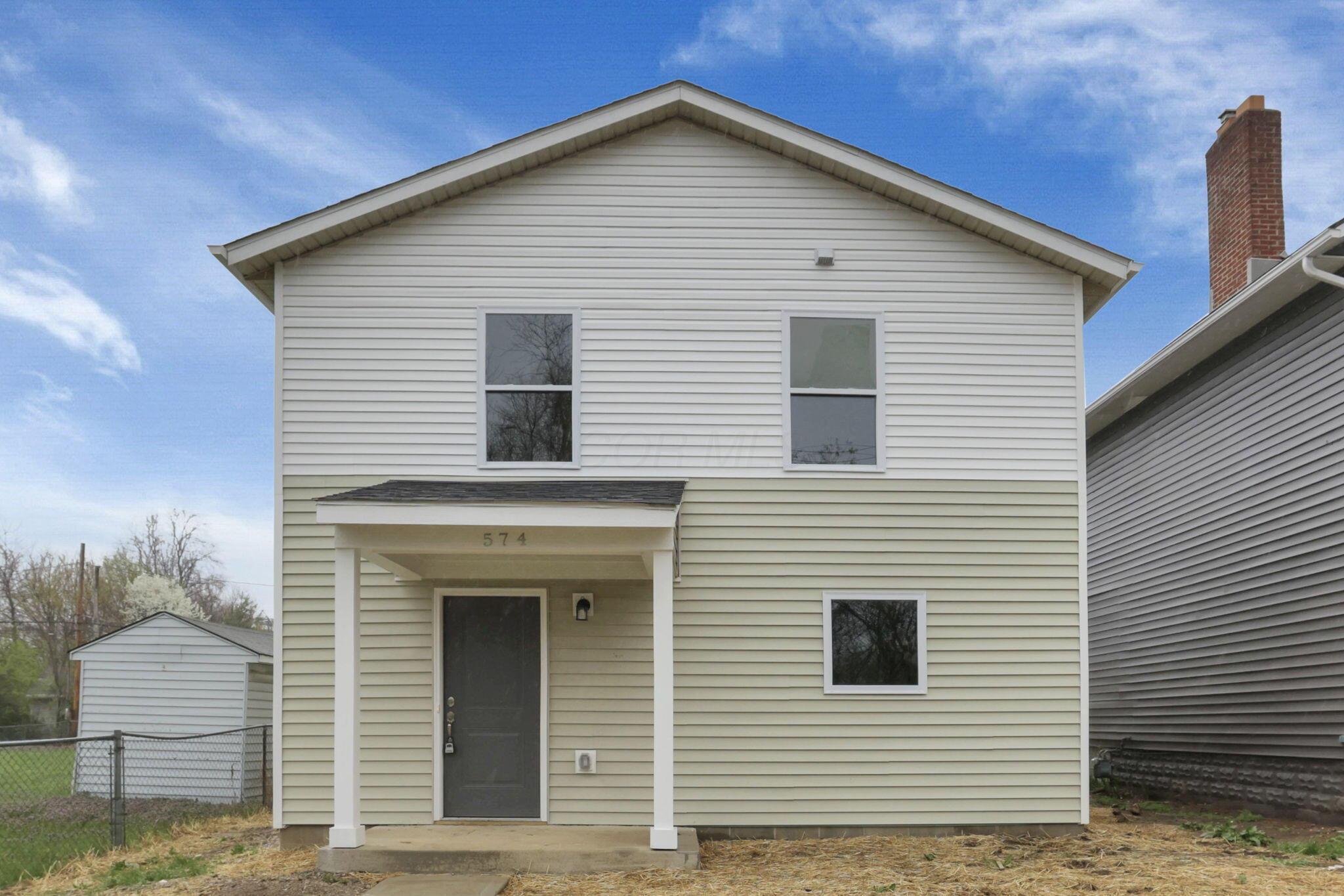 Property Photo:  574 Koebel Avenue  OH 43207 