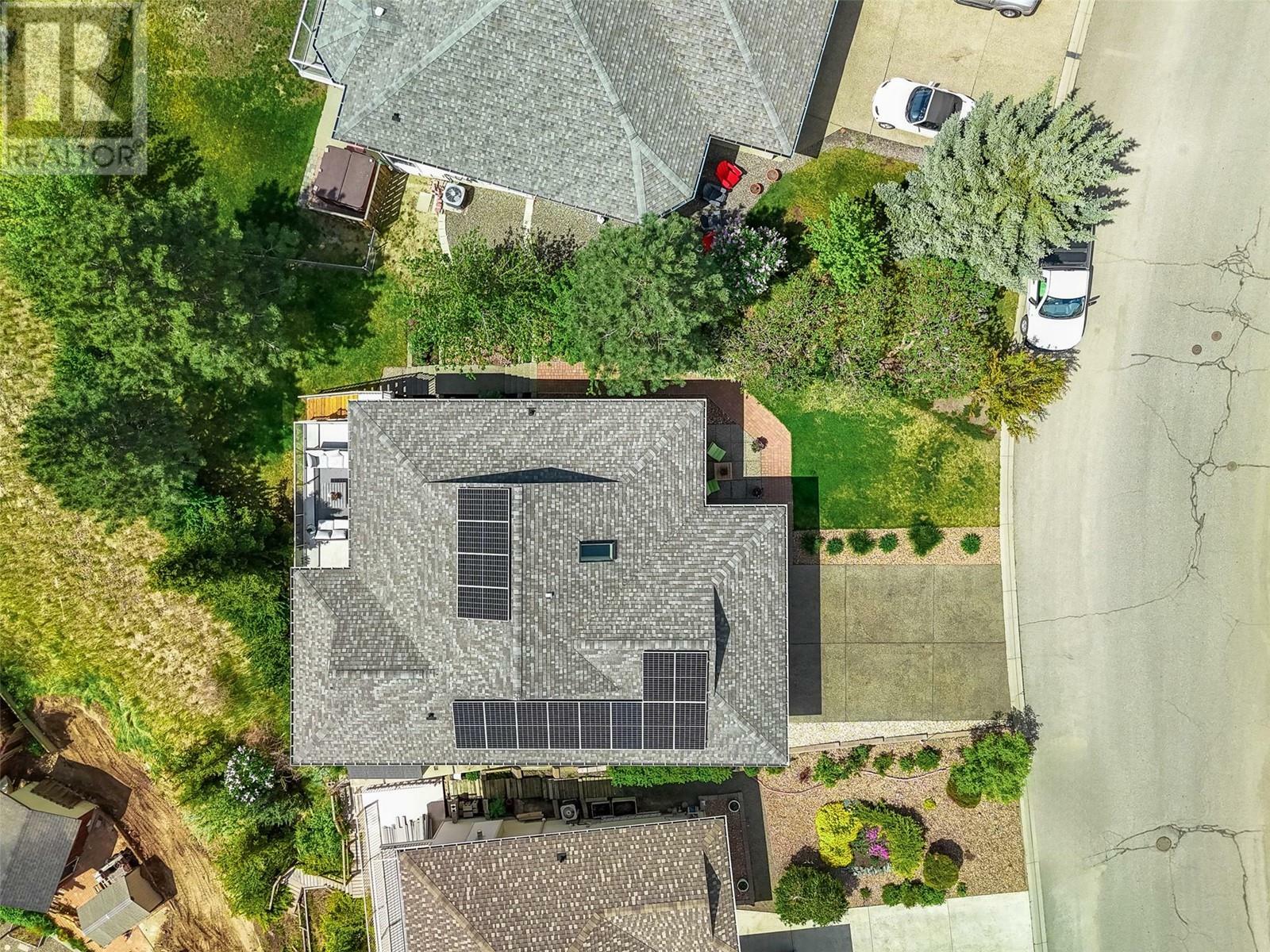 Property Photo: 1355 Sunshine Court BC V2E 2P9