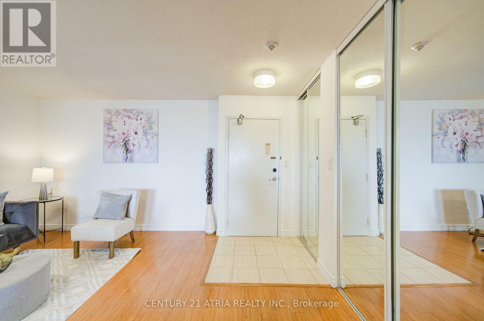 Property Photo: 25 Bamburgh Circle 1730 ON M1W 3W2