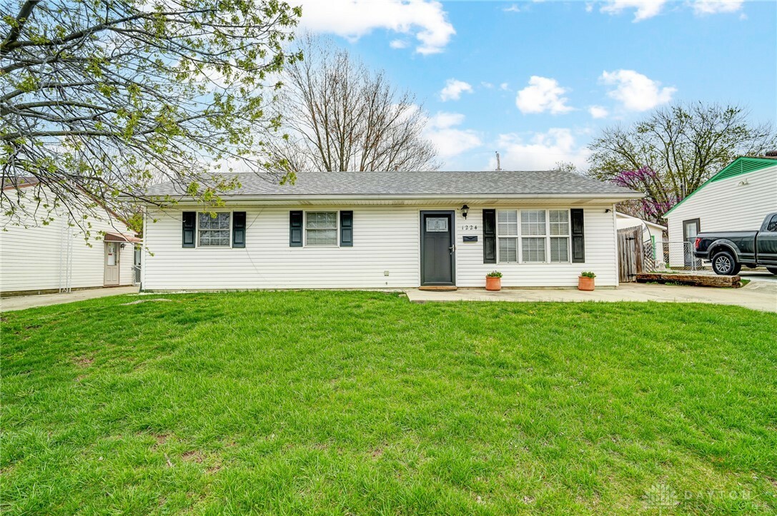 Property Photo:  1224 Beech Street  OH 45324 