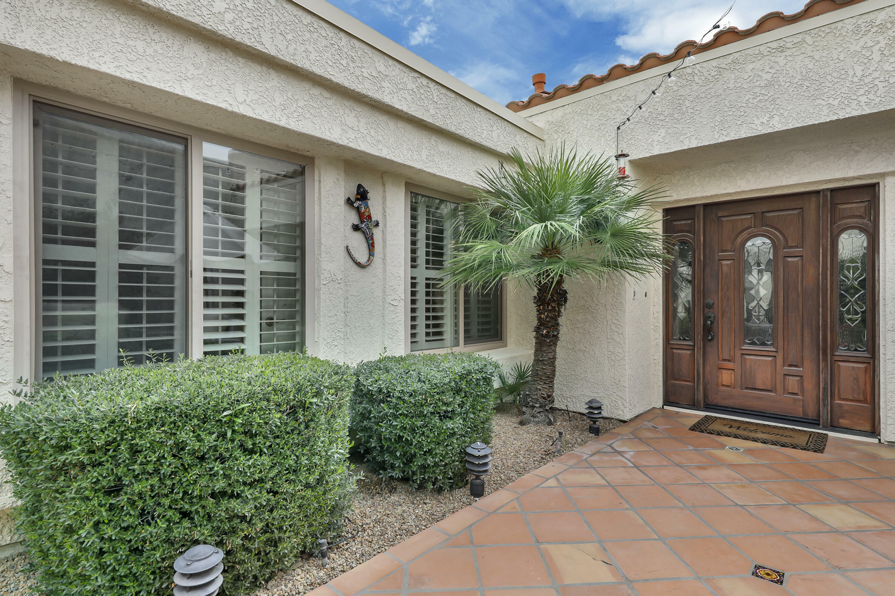 Property Photo: 77463 Calle Mazatlan CA 92253