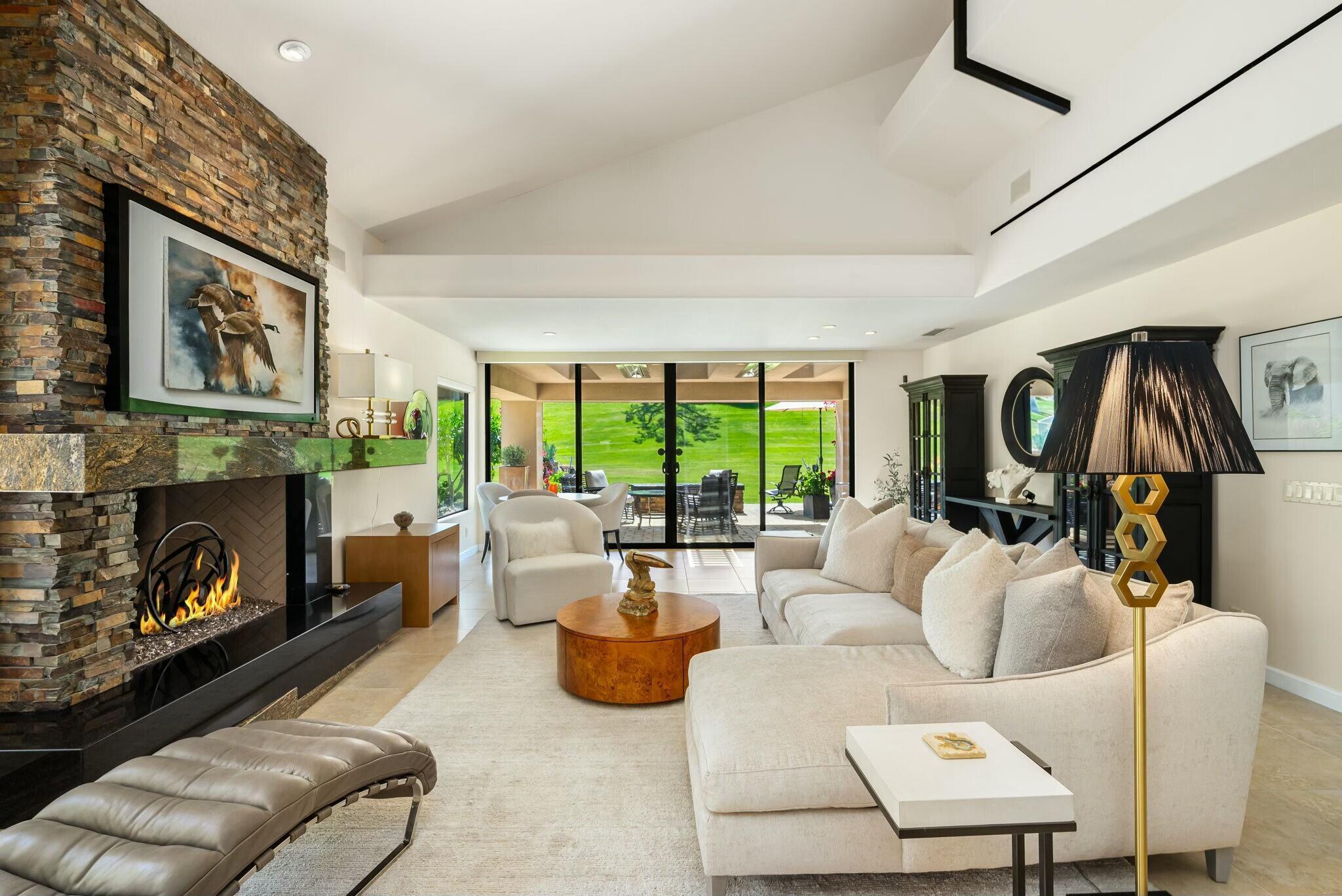 Property Photo:  73203 Ribbonwood Court  CA 92260 