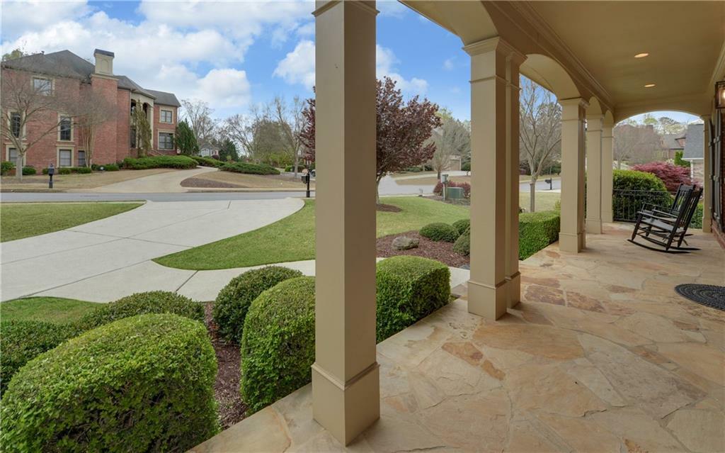 Property Photo: 5224 Brendlynn Drive GA 30024