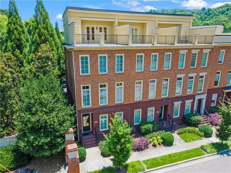 Property Photo: 900 River Vista Drive GA 30339