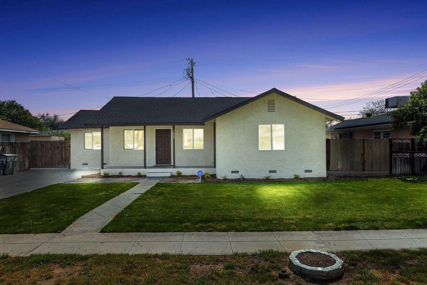 1633 W Saginaw Way  Fresno CA 93705 photo