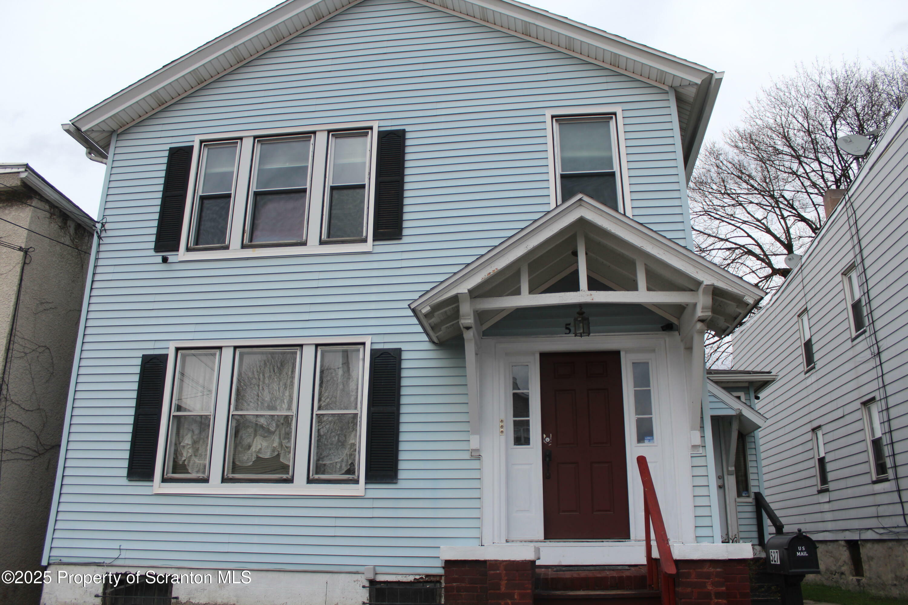Property Photo: 527 Willow Street 2A PA 18505