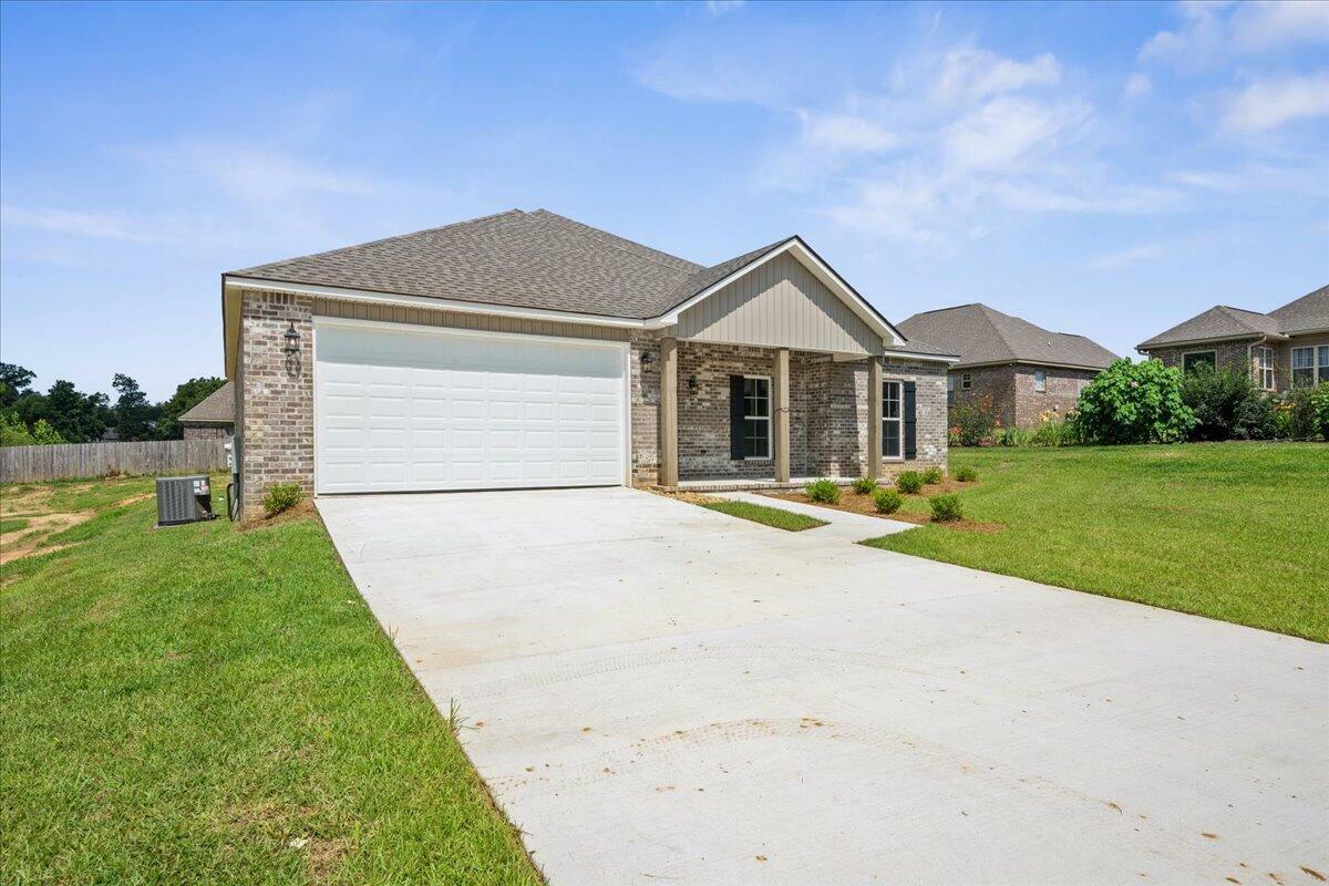 Property Photo: 10 Golden Oak MS 39402