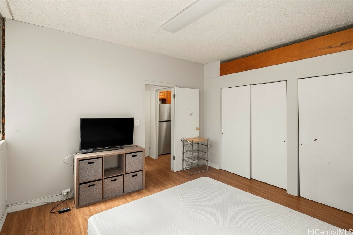 Property Photo:  931 University Avenue 308  HI 96826 
