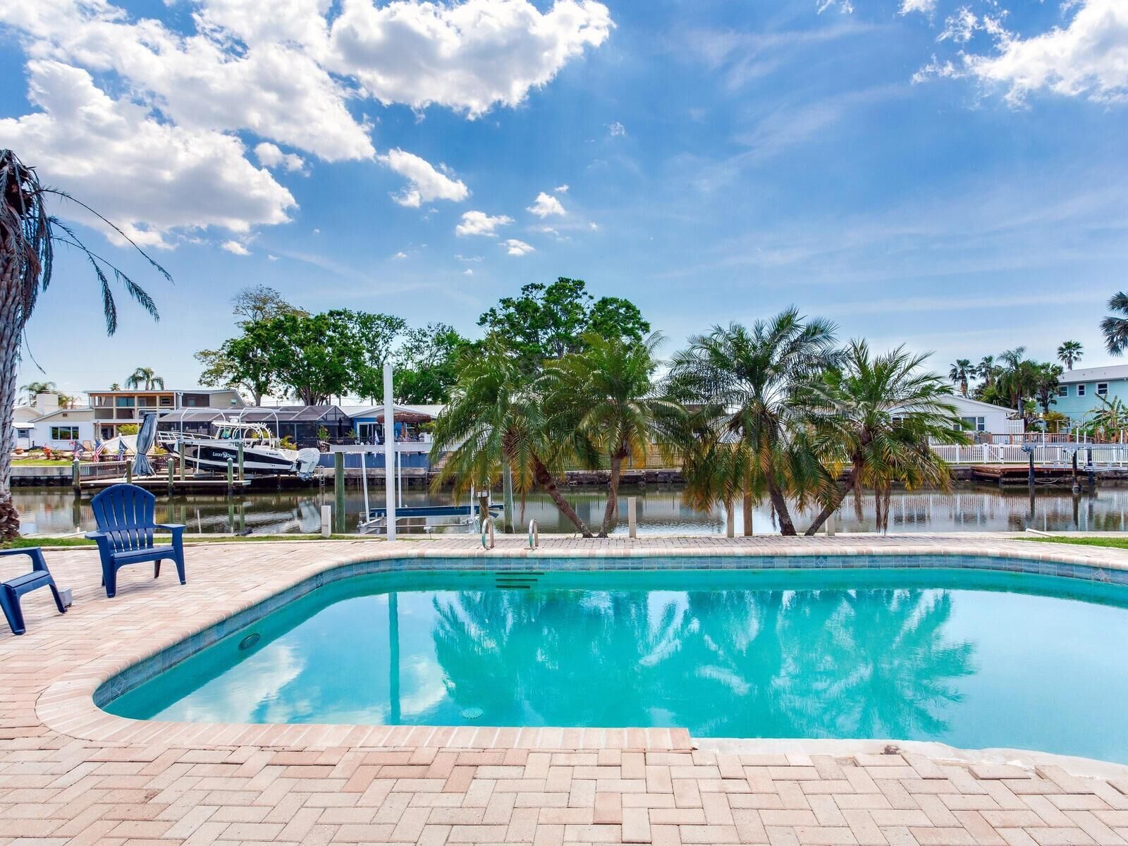 Property Photo:  8722 Hickorywood Lane  FL 33615 
