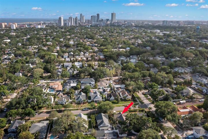 Property Photo:  115 21st Avenue NE  FL 33704 