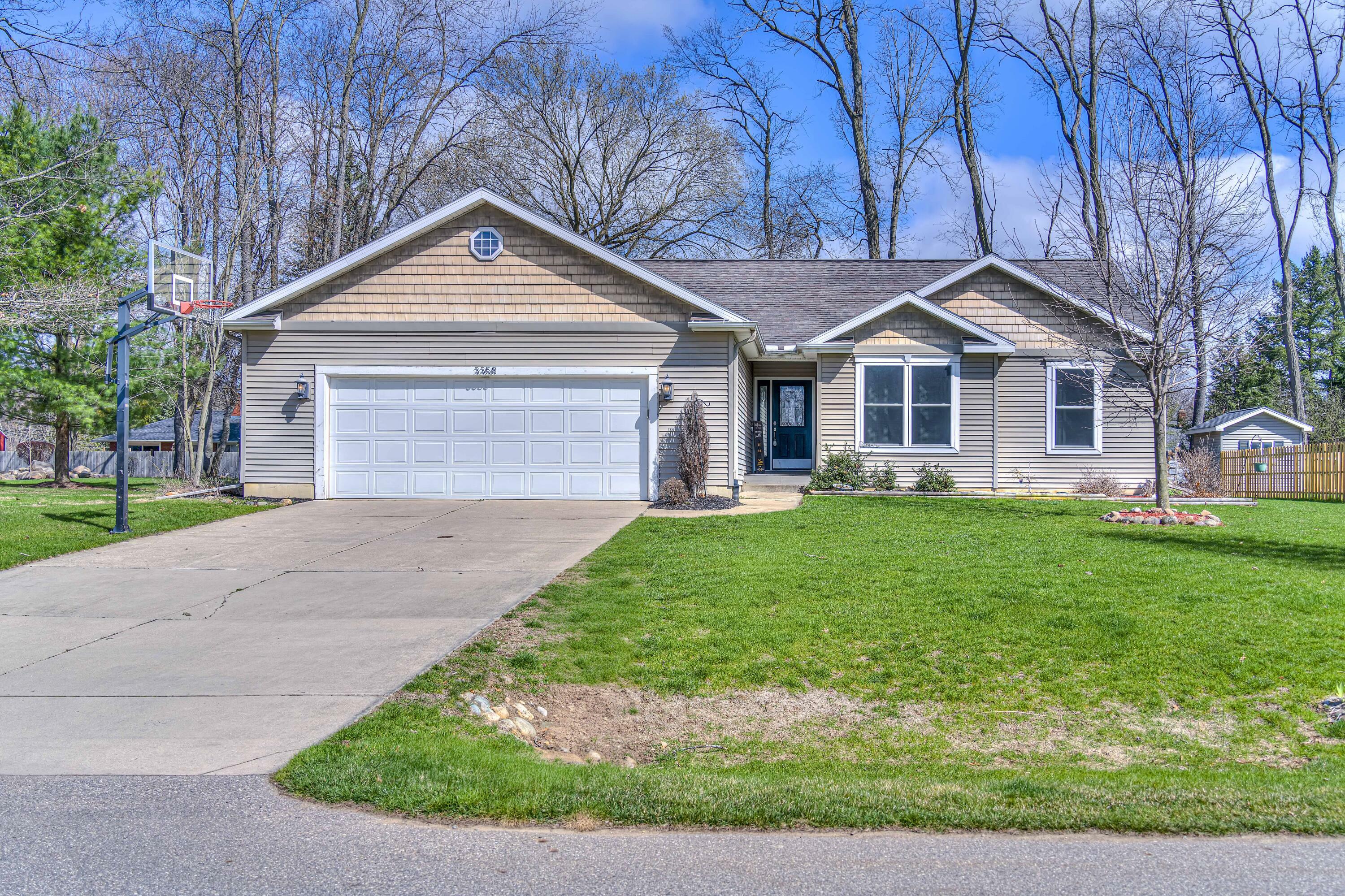 Property Photo: 3358 Harben Street MI 49203